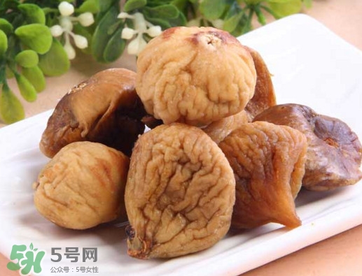 無花果干一天能吃多少？無花果干吃多了會(huì)怎樣