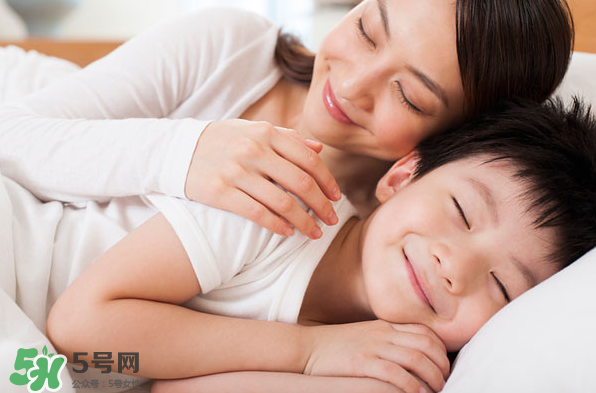 褪黑素是維生素b6嗎？褪黑素成分解析