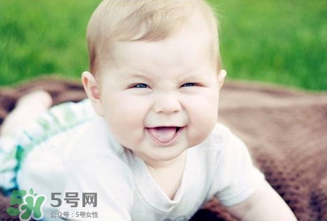 膽道閉鎖是先天性的嗎？先天膽道閉鎖有什么癥狀