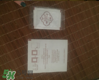 蘭納足貼真假怎么鑒別？蘭納足貼真假對(duì)比