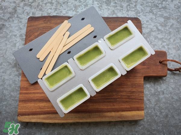 牛油果沙拉怎么做？牛油果沙拉用什么醬？
