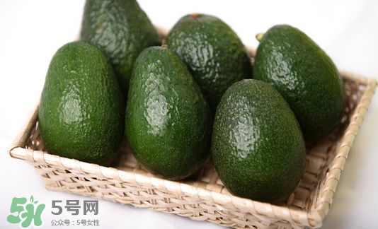 牛油果怎么挑選？牛油果多少錢(qián)一斤？