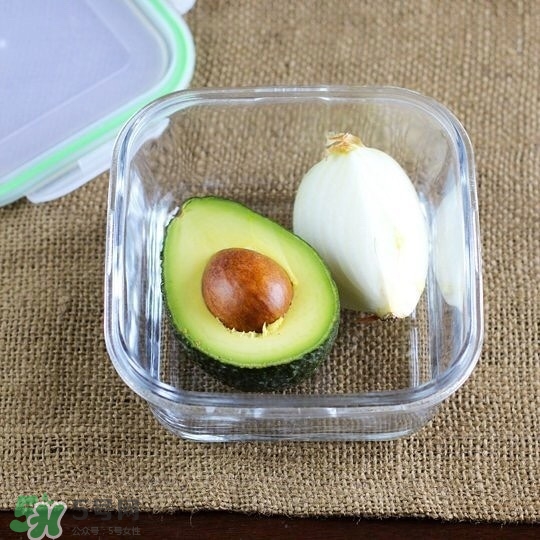 牛油果隔夜了還能吃嗎？牛油果可以冷凍保存嗎？