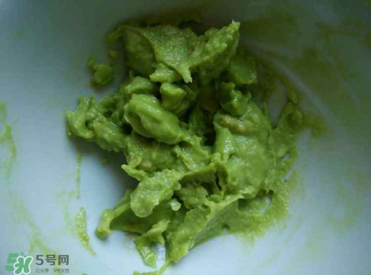 牛油果沙拉怎么做？牛油果沙拉用什么醬？