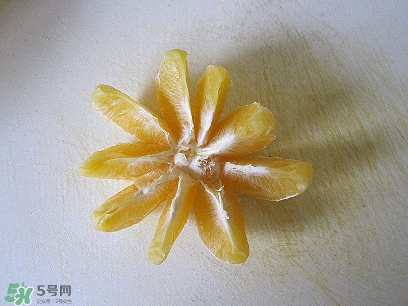 牛油果沙拉怎么做？牛油果沙拉用什么醬？