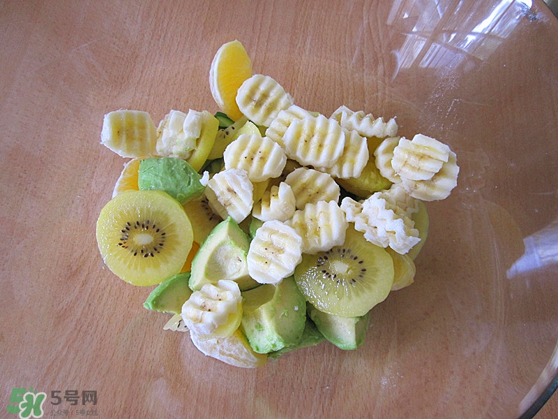 牛油果沙拉怎么做？牛油果沙拉用什么醬？
