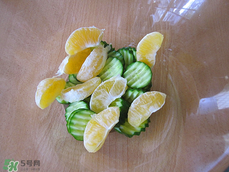 牛油果沙拉怎么做？牛油果沙拉用什么醬？