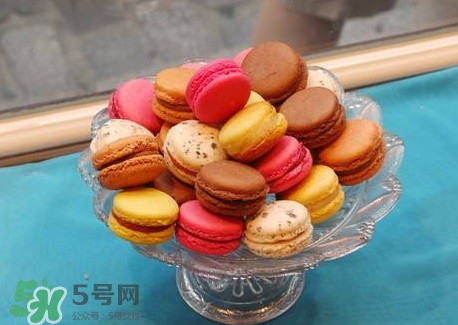 馬卡龍好壞怎么分辨？馬卡龍來自哪個(gè)國(guó)家