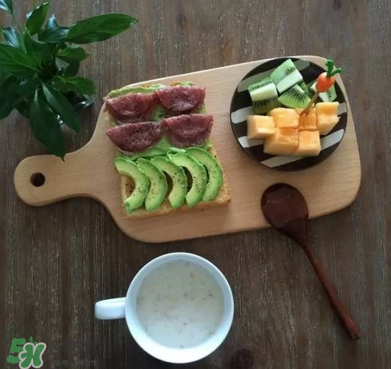 牛油果是什么味道？牛油果是甜的嗎？