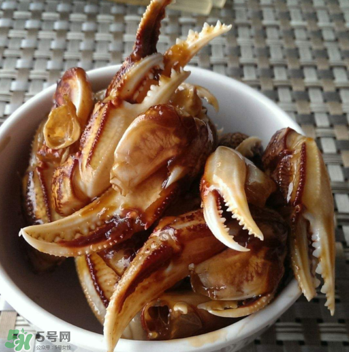 醉蟹是生吃好還是熟吃好？哪種更好吃？