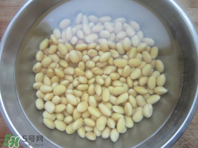 核桃可以和黃豆一起打豆?jié){嗎？核桃和什么一起打豆?jié){好？