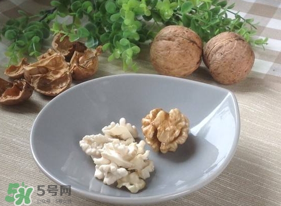 新鮮核桃怎么吃？新鮮核桃怎么給寶寶吃？