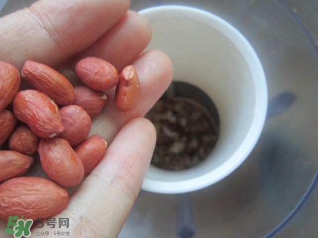 核桃可以和黃豆一起打豆?jié){嗎？核桃和什么一起打豆?jié){好？