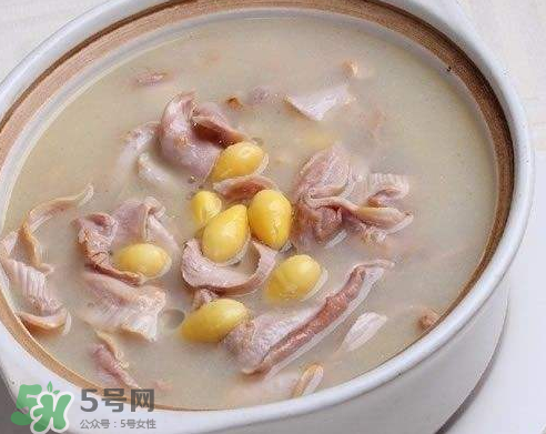 營養(yǎng)在湯里還是肉里？煲湯小訣竅