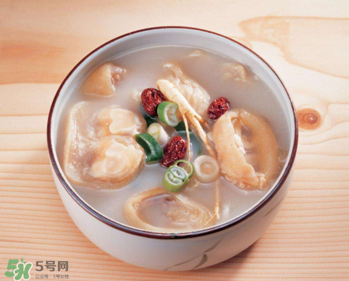 燉湯時(shí)間是不是越長(zhǎng)越好？湯里營(yíng)養(yǎng)多嗎？