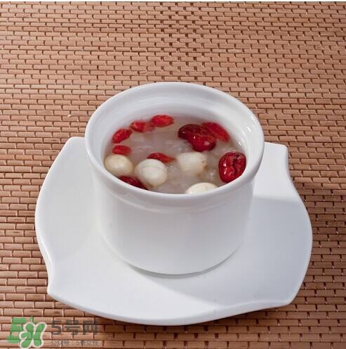 坐月子能吃雪蛤嗎？產婦吃雪蛤有什么好處？