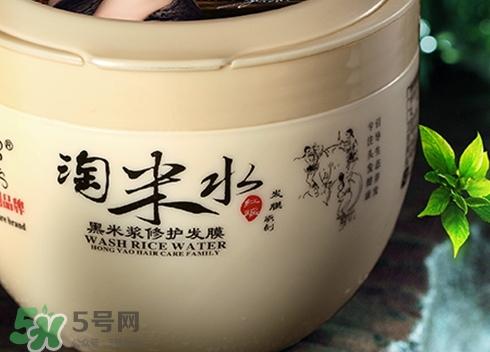 護(hù)發(fā)素能軟化頭發(fā)嗎？護(hù)發(fā)素能讓頭發(fā)變軟嗎？