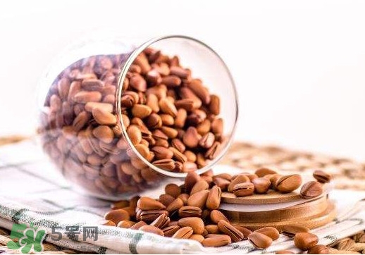 松子不能和什么一起吃？松子什么人不能吃