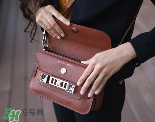 proenza schouler是什么牌子？proenza schouler是奢侈品嗎？