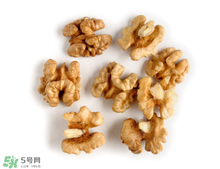 核桃的主要品類有哪些？怎樣正確吃核桃？
