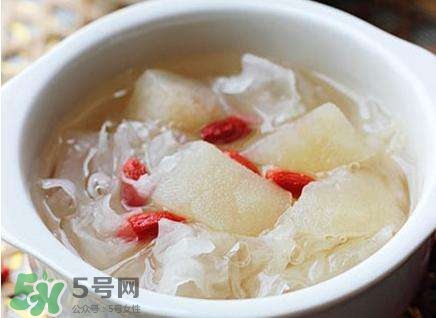 什么食物潤(rùn)肺止咳？潤(rùn)肺止咳湯的做法大全 