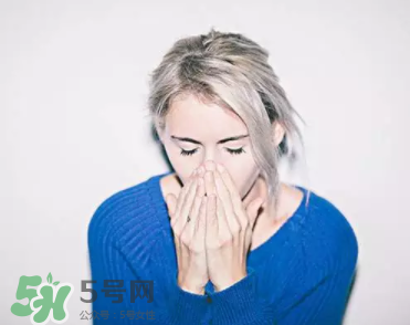 什么藥能治咳嗽？咳嗽分哪幾個(gè)階段？