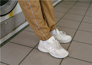 stussy與new balance聯(lián)名990v4什么時(shí)候發(fā)售_多少錢？