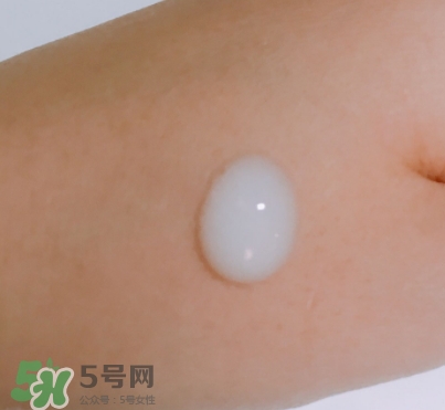 olay小臉精華怎么樣？olay玉蘭油臻粹系列小臉精華功效