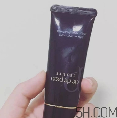 粉調(diào)和黃調(diào)哪個更白？亞洲人用粉調(diào)還是黃調(diào)