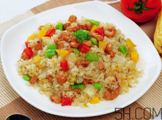 蛋炒飯可以過(guò)夜嗎 蛋炒飯可以放多久