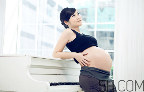 孕晚期肚子疼影響胎兒嗎？孕晚期肚子像來月經(jīng)一樣疼