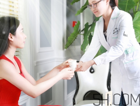 宮外孕會(huì)來(lái)月經(jīng)嗎？宮外孕試紙能測(cè)出嗎