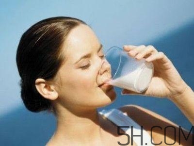 孕婦奶粉能和雞蛋一起吃嗎？喝孕婦奶粉的注意事項