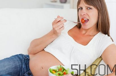 孕婦感冒鼻塞可以吃藥嗎？孕婦哪些食物不能吃？