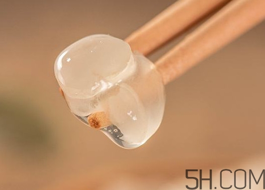 皂角米一天吃多少？小孩能不能吃皂角米