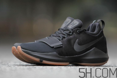 nike pg 1黑色生膠大底發(fā)售時間_實物什么樣？