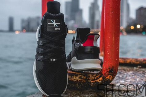 adidas eqt support adv芝加哥限定款怎么買？