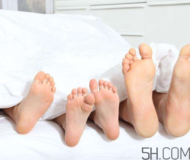 腳氣能用醋泡腳嗎？醋泡腳治腳氣有效嗎？
