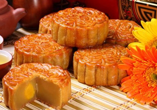 寶寶多大可以吃月餅？寶寶吃月餅會上火嗎？