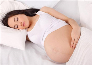 不適合孕婦的睡姿有那些？孕婦冬季如何護(hù)膚？