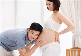 孕婦睡覺能伸懶腰嗎？孕婦出門注意事項