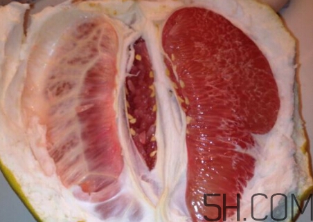 紅心柚子與白肉柚子有什么差別？紅心柚子是轉(zhuǎn)基因嗎？