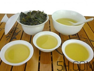 茶葉發(fā)霉是什么樣子？茶葉發(fā)霉怎么鑒別？