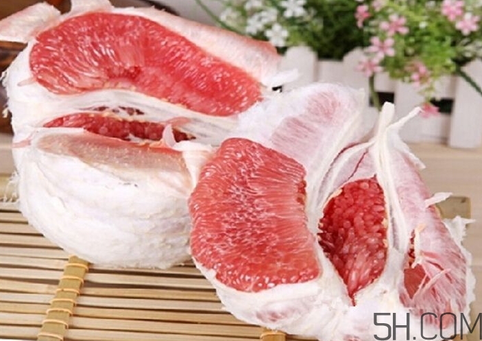 吃紅心柚子有什么好處？紅心柚子的功效與作用