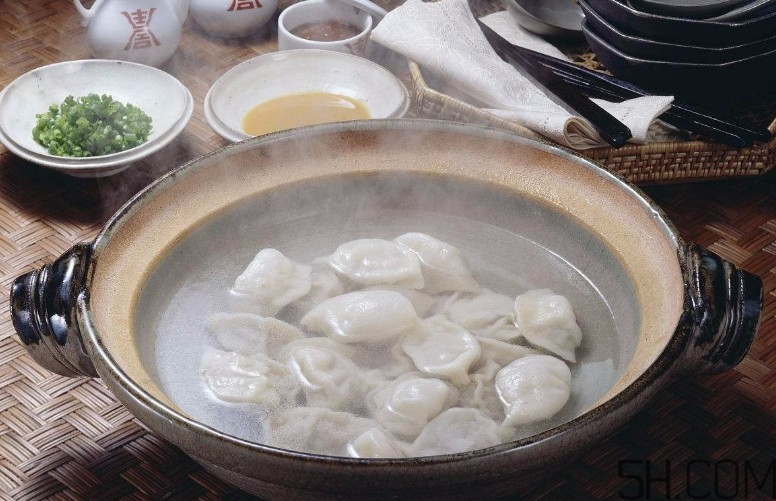 煮餃子怎么煮不破皮？煮餃子怎么看熟沒熟？