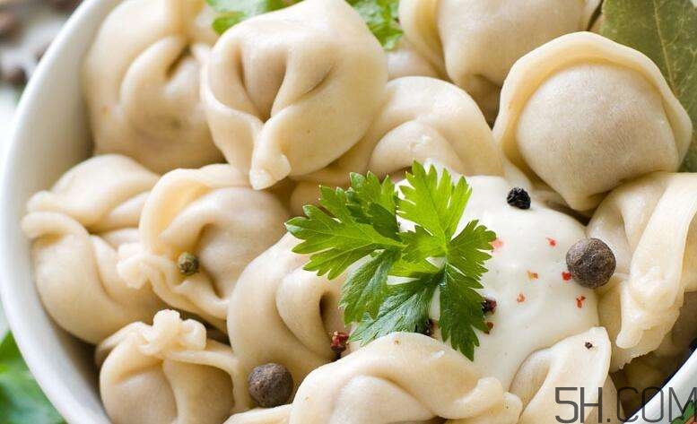煮餃子開鍋煮皮還是餡？煮餃子蓋不蓋鍋蓋？