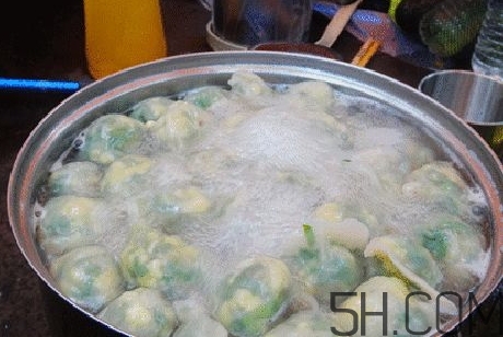 煮餃子怎么煮不破皮？煮餃子怎么看熟沒熟？