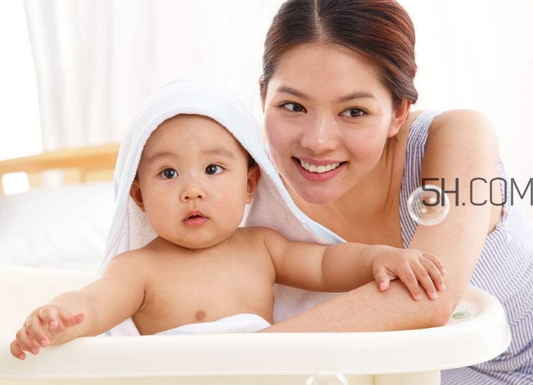 試管嬰兒是什么意思？哪些人適合做試管嬰兒？