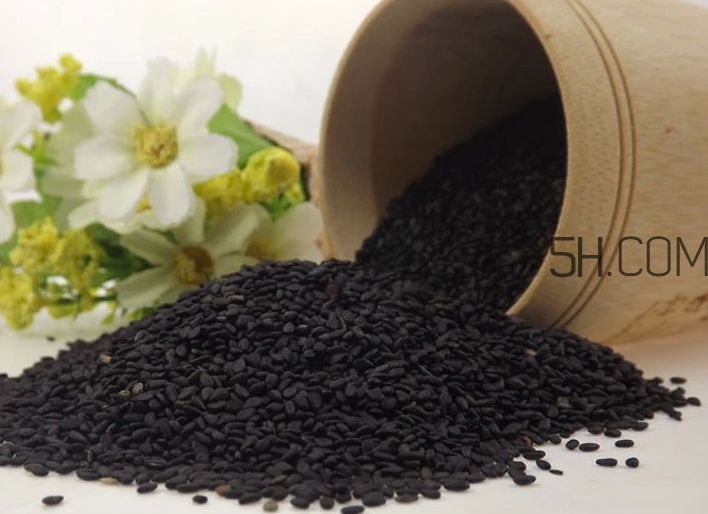 黑芝麻清洗掉色正常嗎？黑芝麻有黑色素嗎？