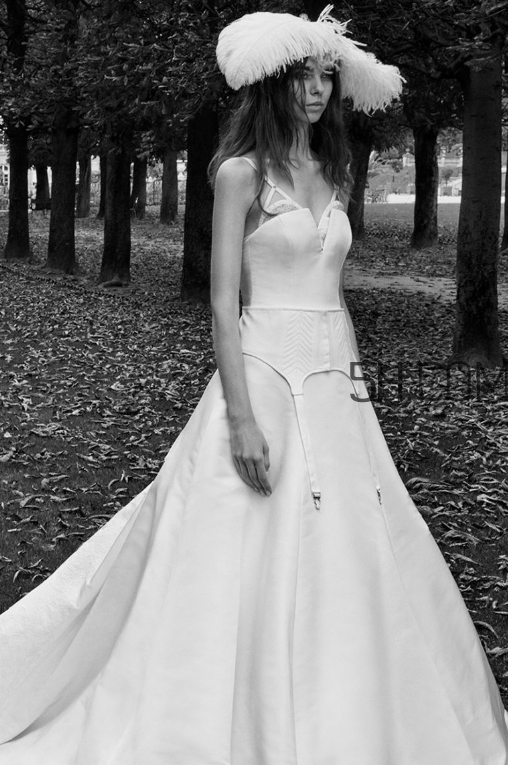 vera wang2018秋季婚紗系列怎么樣_好看嗎？